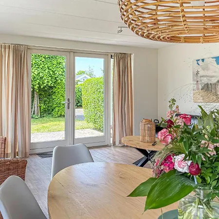Ferienhaus Gorgeous In With Wifi *
